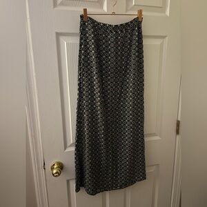 Chic Black and White A-Line Skirt